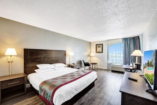 Plaza Hotel Fort Lauderdale - Housity