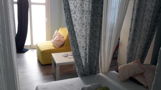 Romantically allured studio next to the center - Housity