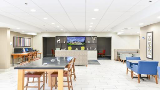 Holiday Inn Express Hotel & Suites Pigeon Forge, an IHG Hotel - Housity