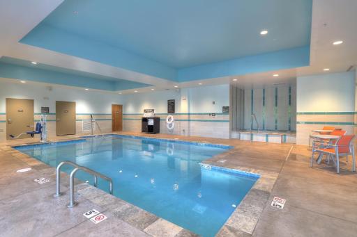 Holiday Inn & Suites Pigeon Forge Convention Center, an IHG Hotel - Housity