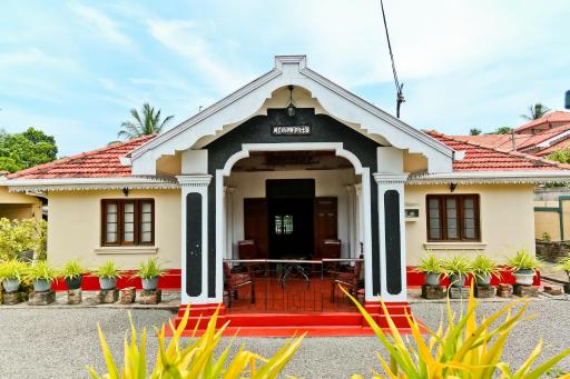 Merlyn Villa - Housity