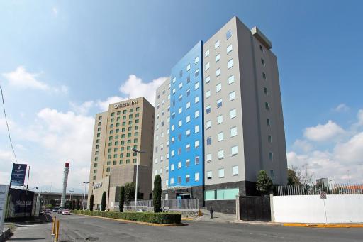 One Periferico Sur - Housity