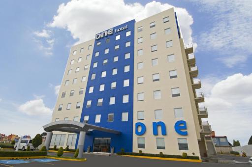 One Toluca Aeropuerto - Housity