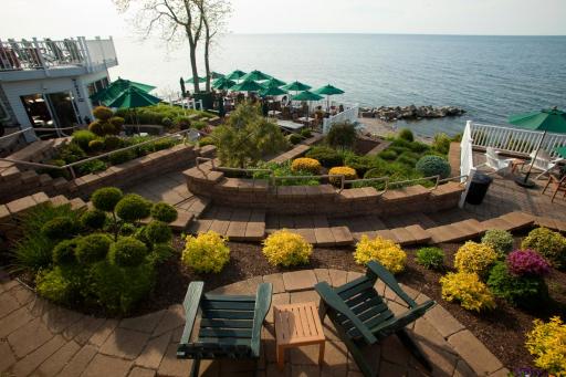 The Lakehouse Inn Geneva - Housity