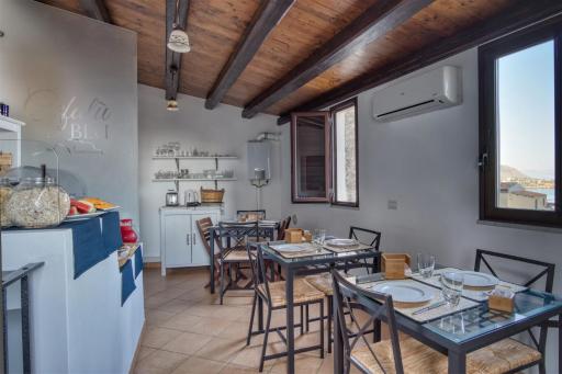 Cefalu in Blu - Housity