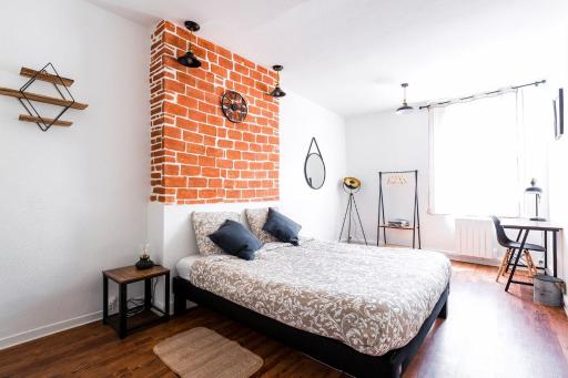 Au Manhattan - Housity
