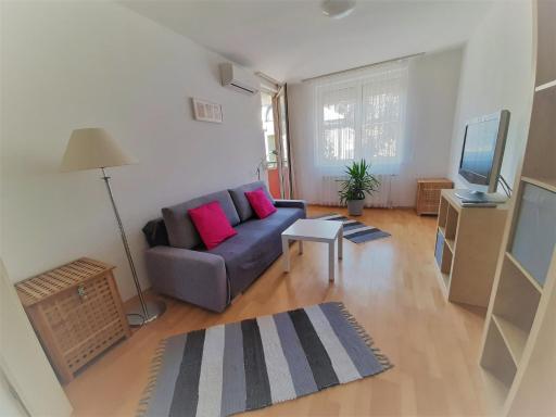 Max Thermal Apartman - Housity