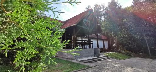 Karancsvölgyi Pihenőház - Housity