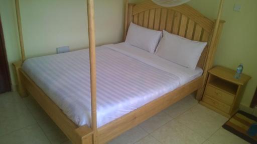 Kiboga Resort Hotel - Housity