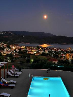 Foinikounta view - Housity