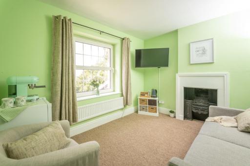 Rising Sun Pub, Restaurant and Rooms - Housity