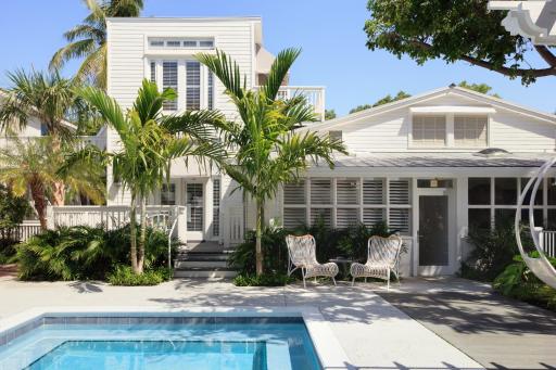 Ella's Cottages - Key West Historic Inns - Housity