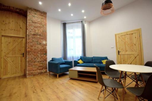 Kamienica Bydgoska 3 - Housity