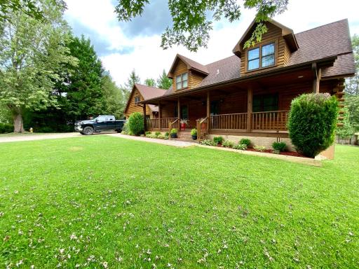 Modern 2 bedroom private suite near Pisgah & DuPont Forests - Housity