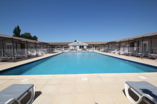 Hôtel Saint Louis - Housity