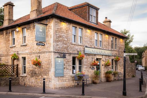 Rose and Crown Bath - Housity