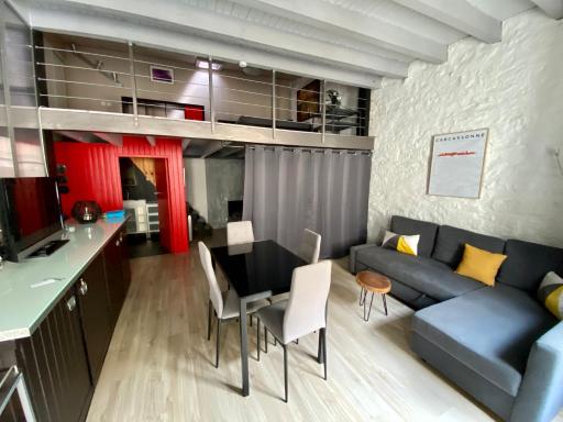 La Maison d'Alix, à l'intérieur de la Cité médiévale! - Housity