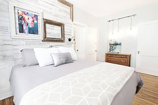 Dallas Native, Lower-Greenville Ave Area - Housity