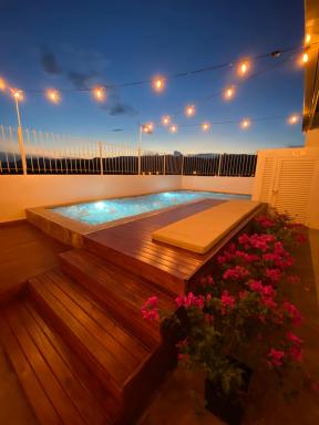 CasaBlanca ApartaEstudios - Housity