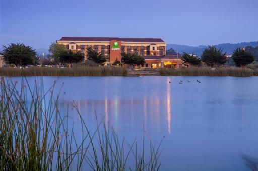 Holiday Inn Express at Monterey Bay, an IHG Hotel - Housity