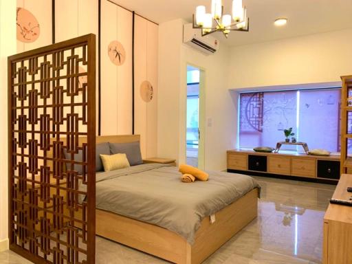 Imperio,Res - Chinoiserie -- Art -- Pool View - Housity