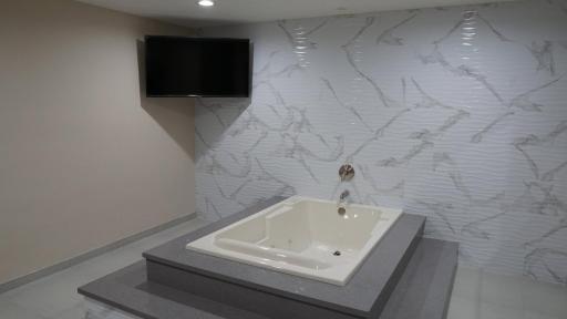 Sea Breeze Inn - LAX Airport, Los Angeles - Housity