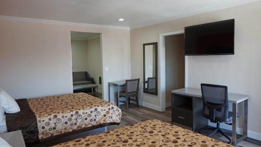 Sea Breeze Inn - LAX Airport, Los Angeles - Housity
