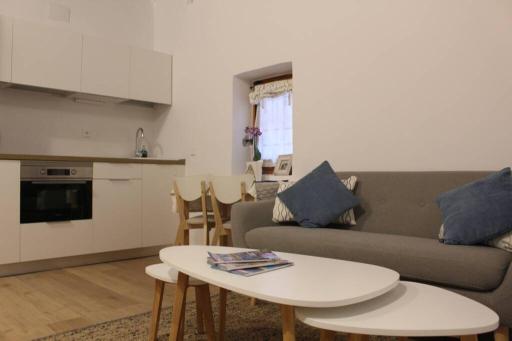 La Casa Toledana Estudio - Patio y Artesonado - Housity