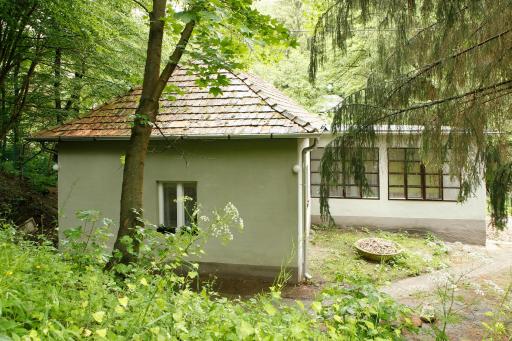 Harangvirág 36 Vendégház - Housity