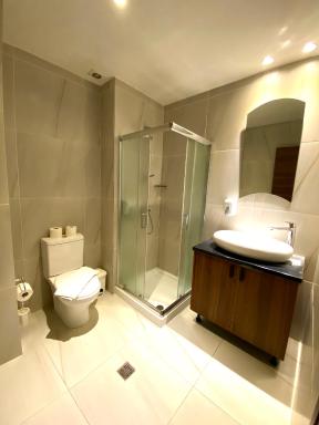 Eleonora Hotel Apartments - Housity