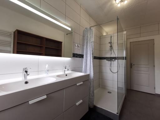 6 personnes, neuf & cosy, centre - gare - Housity