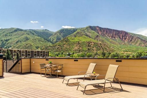 Glenwood Springs Inn - Housity