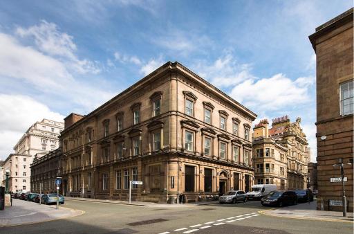Luxe Apartments Near Albert Docks - 3 Graces - Liverpool One - Business, Contract & Corporate Ready - Housity