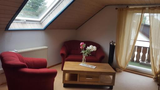 gemütliches Appartement mit Wohnküche und Balkon - Housity