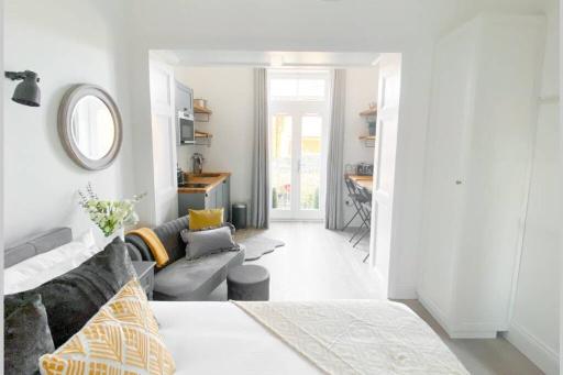 The Hideaway - Housity