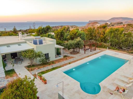 NEW - Villa Manika - 3BR 3BA Pool - Housity