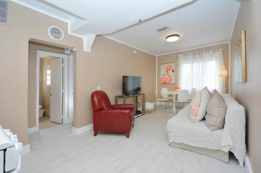 Ocean Drive Beach Apartments - Housity