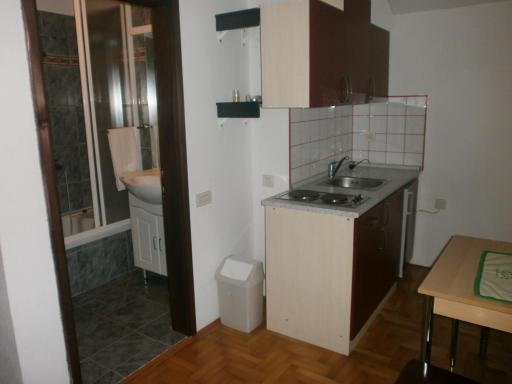 Guest House Potok - Housity