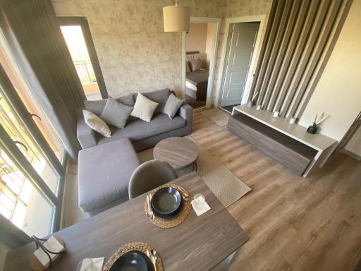 ADEN Life - Housity