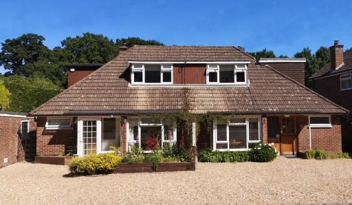 Abacus Bed and Breakfast, Blackwater, Hampshire - Housity