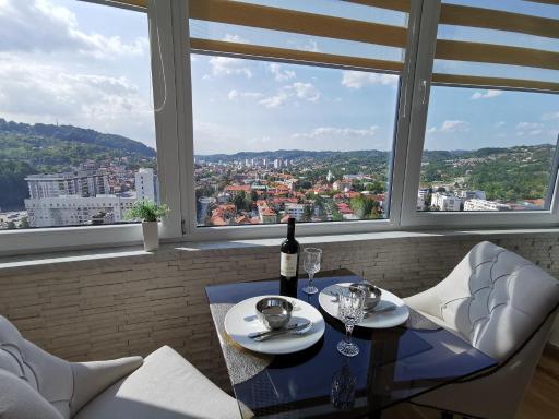 Luxury Apartment with a stunning view, FREE parking - Housity