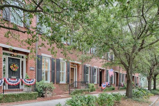 Liberty Street Redbrick Town and Carriage House - Housity