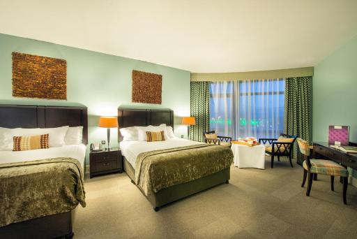 Cork International Hotel - Housity