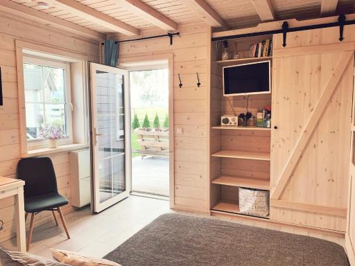 Sunny Corner Holiday Apartment - Housity