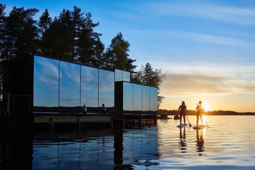 Lake Hotel Lehmonkärki - Haasi Mirror Houses - Housity