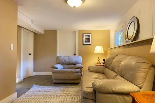 Private Suite 3 Bedrooms&Living near U-District - Housity