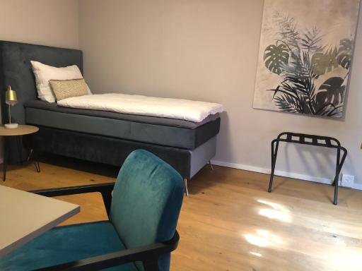 BARONE HOTEL RISTORANTE - Housity
