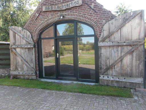 Holiday Home Achterbos - Housity