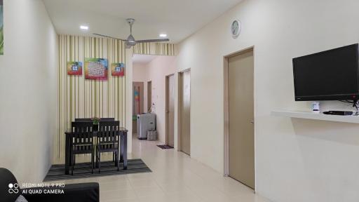 Neesa Homestay Bukit Gambang-Muslim - Housity