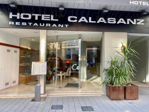 Hotel Calasanz - Housity